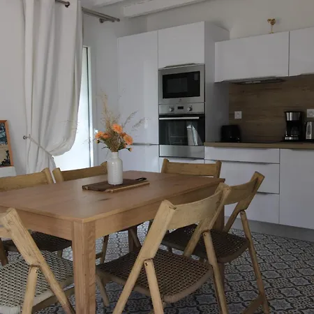 Au Petit Jardin D Holiday home